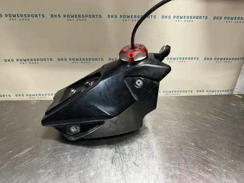 2014 - 2017 CRF250R Fuel Tank Gas Tank 2013 - 2016 CRF450R 17510-MEN-A70