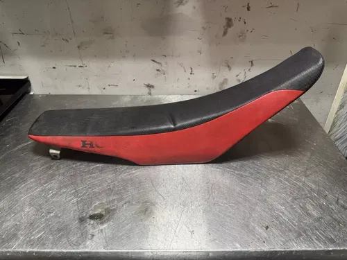2008 05-08 CRF450R CRF450 OEM Main Seat Saddle Pillion Foam Base Cover Mounts
