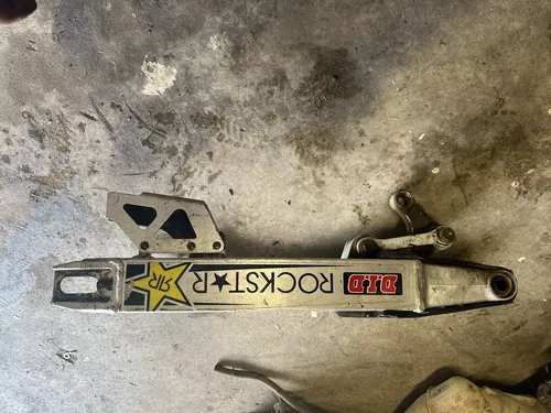 96-06 SUZUKI RM125 RM250 RM250Z OEM REAR ARM SWINGARM SWING ARM SUSPENSION