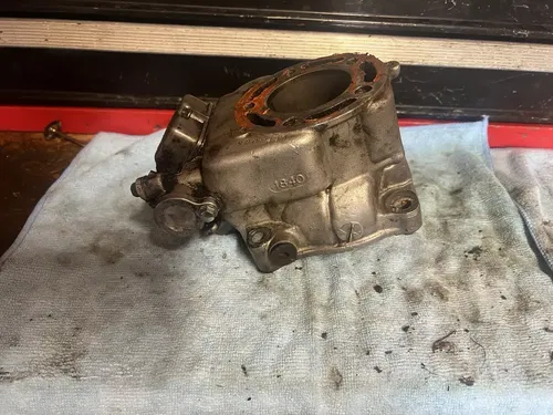 96 97 KAWASAKI KX 125 KX125 OEM CYLINDER BARREL JUG REPAIR ONLY  11005-1840
