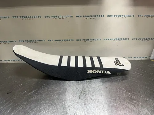 2015 14-17 CRF250R CRF250 OEM Seat Saddle Pillion Foam Base Enjoy Cover Mounts