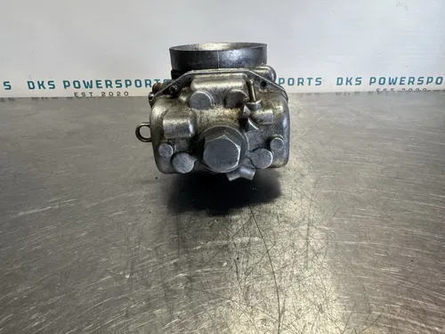 1993 Suzuki RM125 RM 125 Engine Intake Carburetor Carb Mikuni TM