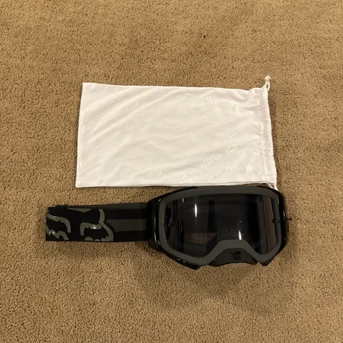 Fox Airspace Core Smoke Goggles