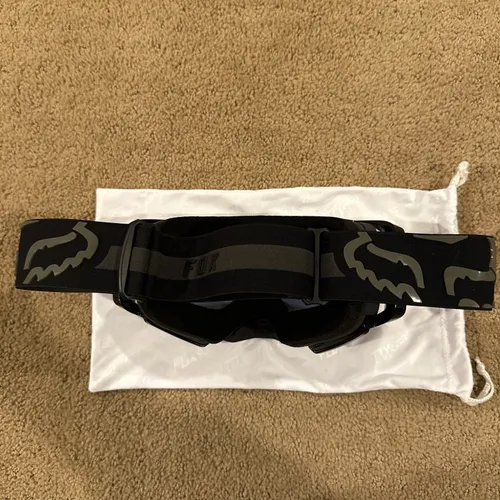 Fox Airspace Core Smoke Goggles