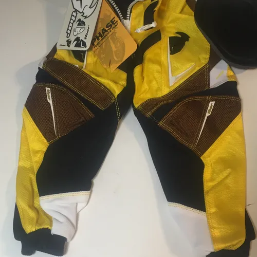 Thor Kids Motocross Pants 18 or 3t Fast Shipping Yellow Bmx Stayc