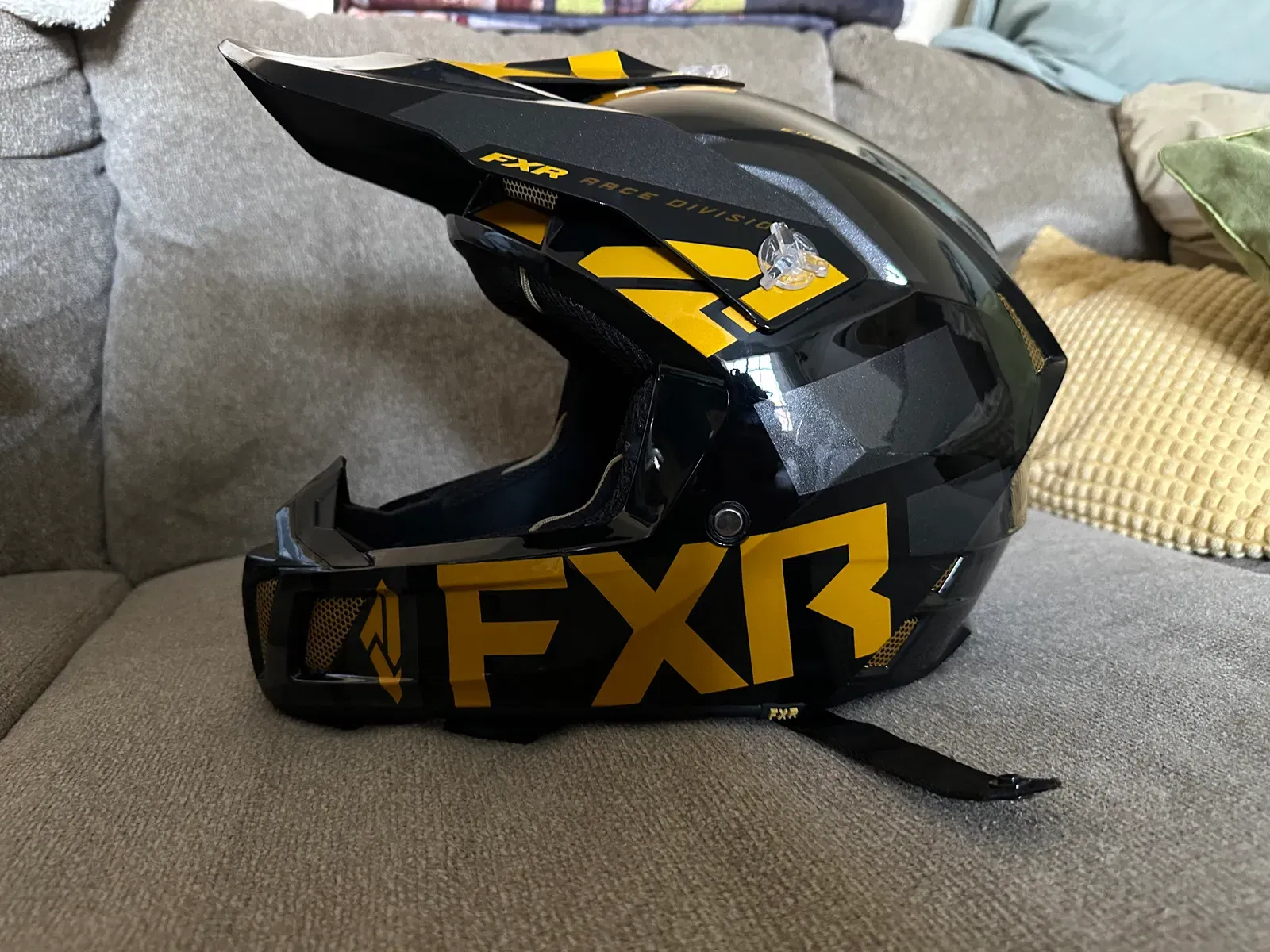 Fxr Clutch Helmet Black And Gold