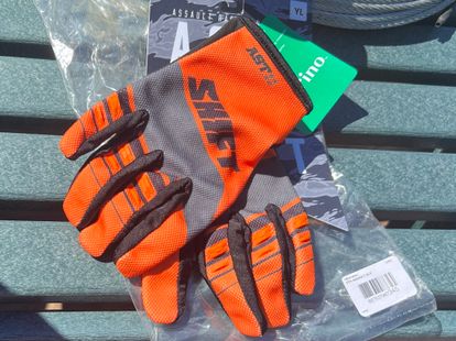 Youth Shift Gloves - Size L