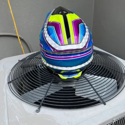 Custom discount shoei helmet
