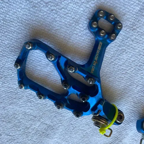 Fastway Air EXT footpegs