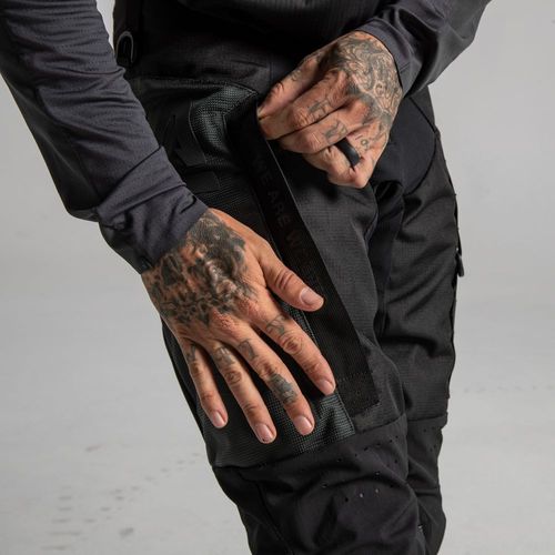 SHIFT BLACK LABEL DEAD EYE PANTS - BLACK 