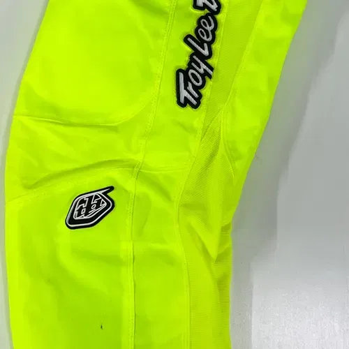 USED TROY LEE YOUTH GP MONO PANTS SIZE 28