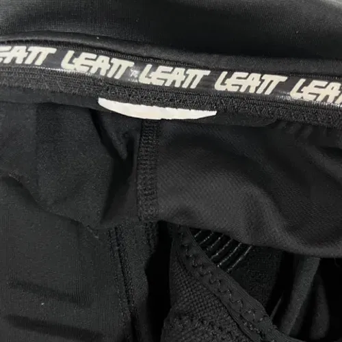 USED LEATT AIRFLEX PRO KNEE GUARD - XXL