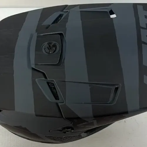 USED LEATT MOTO 3.5 V22 HELMET - GHOST - SIZE SMALL