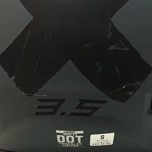 USED LEATT MOTO 3.5 V22 HELMET - GHOST - SIZE SMALL
