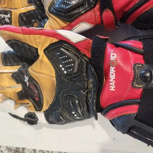 Knox Gloves - Size L