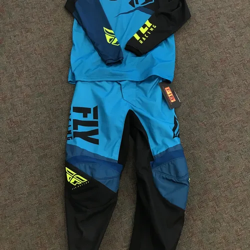 Fly Racing F16 Gear Combo L/34