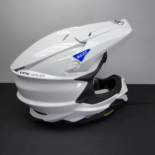 Shoei VFX-EVO White Helmet - Size M - OPEN BOX