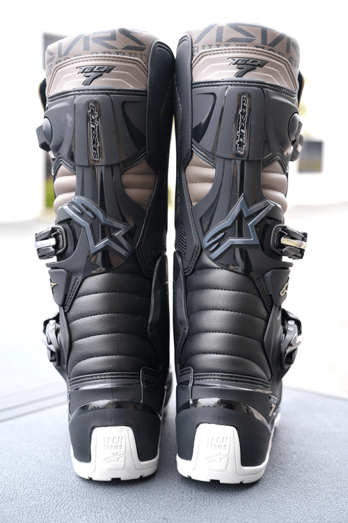 Alpinestars Tech 7 Enduro Drystar Boots - Black/Gray/Gold