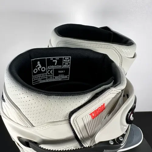 Alpinestars Tech 7 White/Gray Boots - Size 7