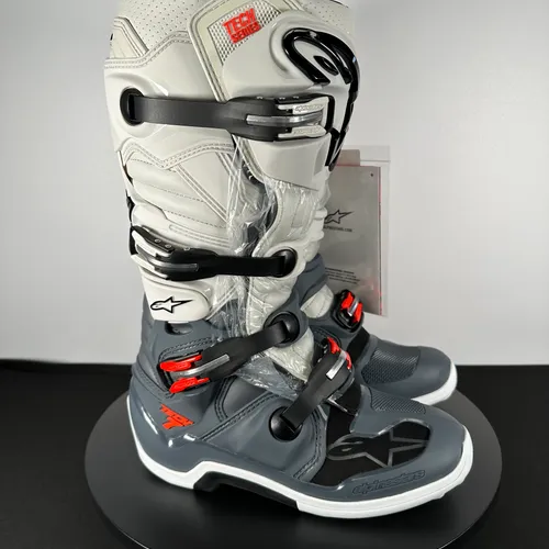 Alpinestars Tech 7 Gray/White Boots Men's Size 9