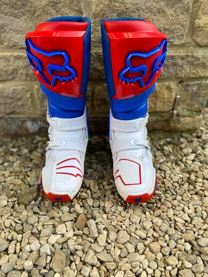 Fox instinct boots red shop