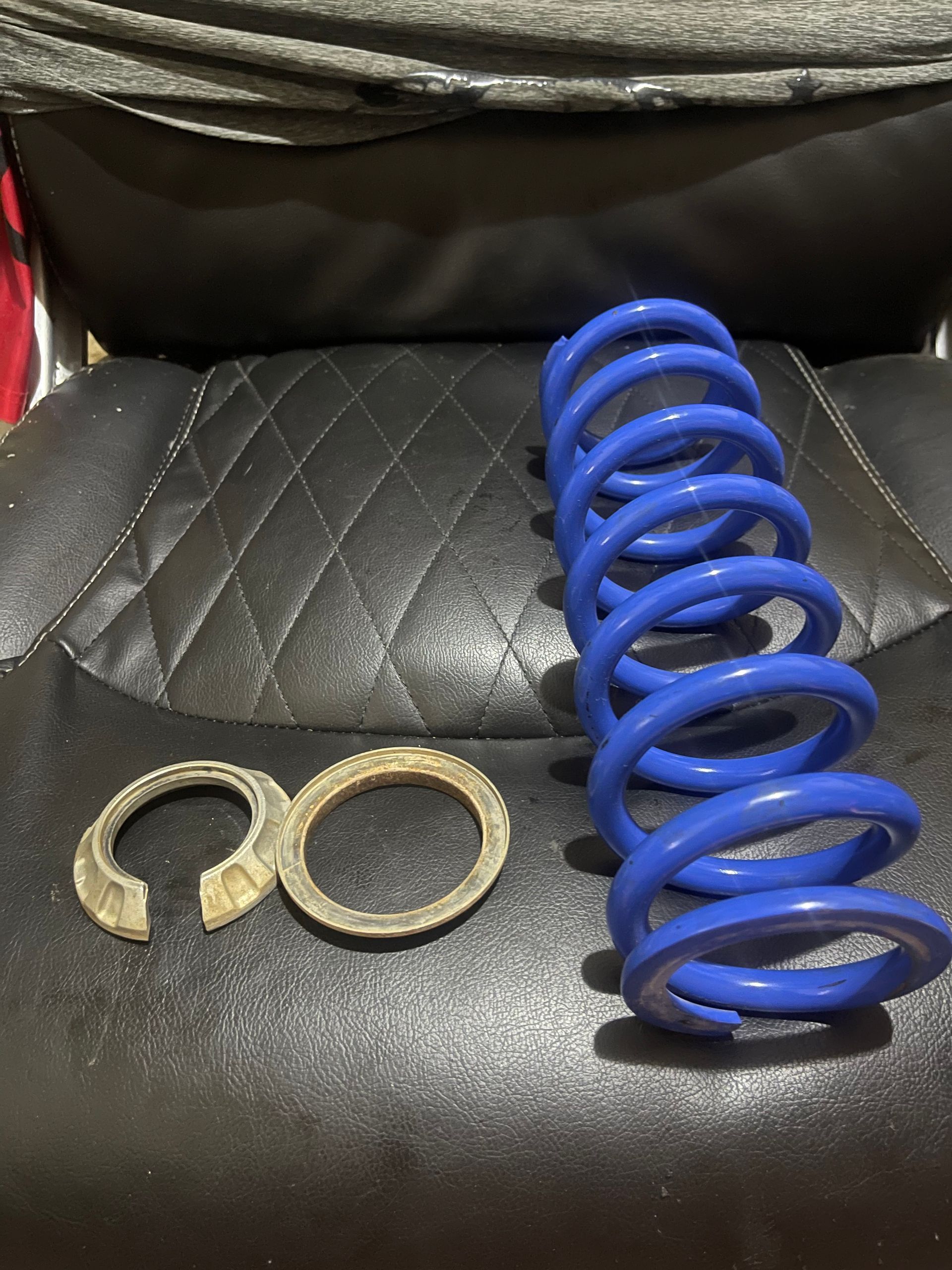 yamaha YZ250f/ 450f 5.8kg Shock Spring And Spring Collar