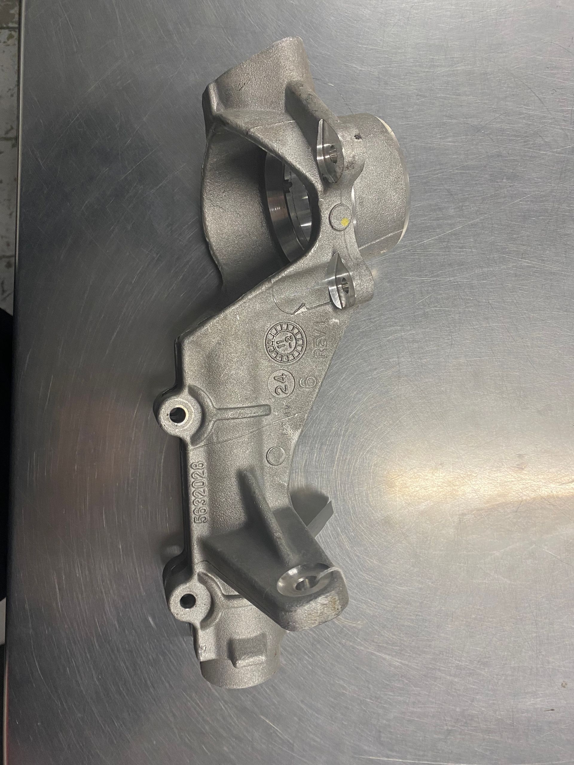 Left Front Suspension Support 