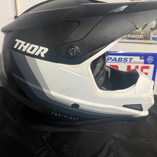 Thor Helmets - Size L