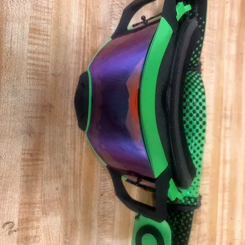 Oakley Airbrake  Goggles Brand New 