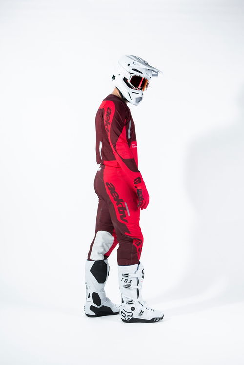 NOVA Strike Red Pants