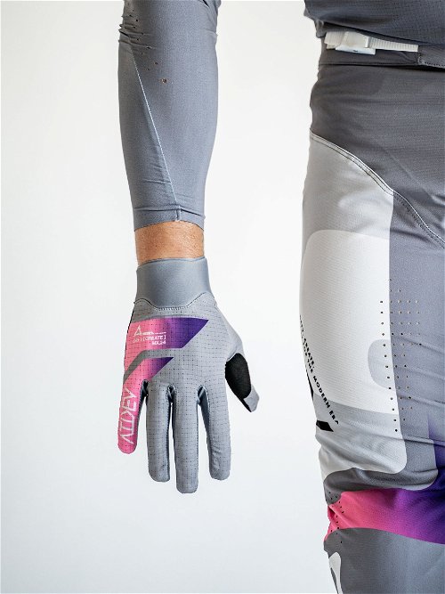 VAPR Slate Gloves
