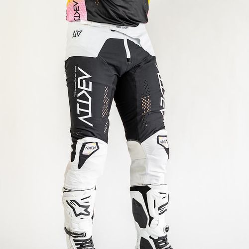 Aligné Bursst Pants