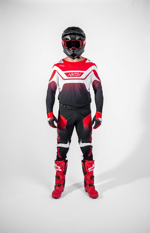 VAPR Jet Black / Red Gloves