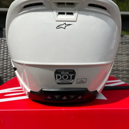 2024 SM5 Alpinestar Helmet
