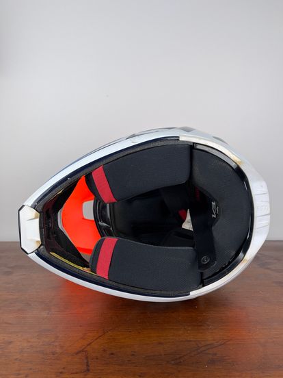 Fox Racing V3 Wired Helmet - Size M