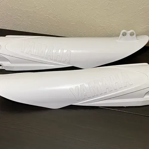 Yamaha Oem Front Fork Guards 2010-2023 Protector White Yz Wr Yamaha Oem Front Fork Guards 2010-2023 Protector White Yz Wr