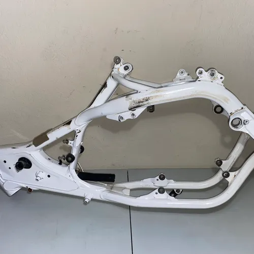 2018 Husqvarna TC125 Oem Frame W/ Title 16-18 Chassis White Steel