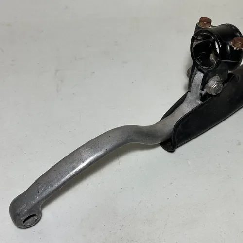 1998 Yamaha Yz125 Oem Clutch Lever, Perch, & Cable Assembly 94-99 Yz Controls