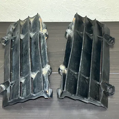 2023 GasGas MC125 Oem Radiator Louvers 79135034000 MC Black Guards KTM Husqvarna