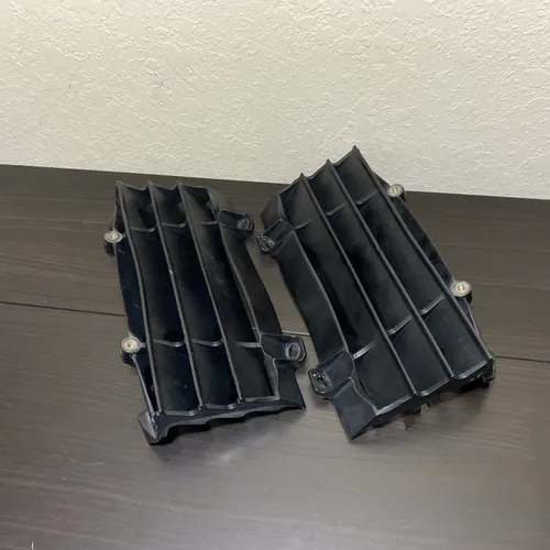 2020 KTM 250 XC TPI Oem Radiator Louvers 79135034000 XC-F SX
