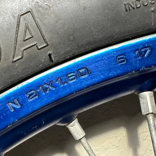 D.I.D 21” Oem Front Wheel - Yamaha Yz250f Yz450f Blue 2014-2023