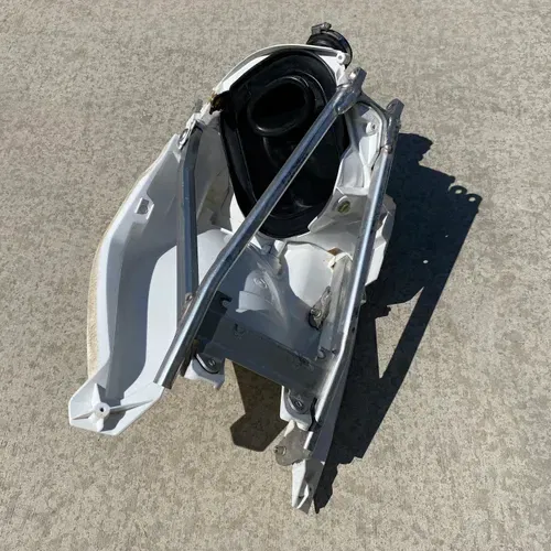 2018 KTM 250 SX-F Oem Rear Sub Frame Airbox Assembly 16-18 
