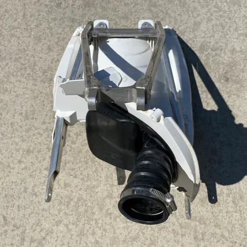 2018 KTM 250 SX-F Oem Rear Sub Frame Airbox Assembly 16-18 