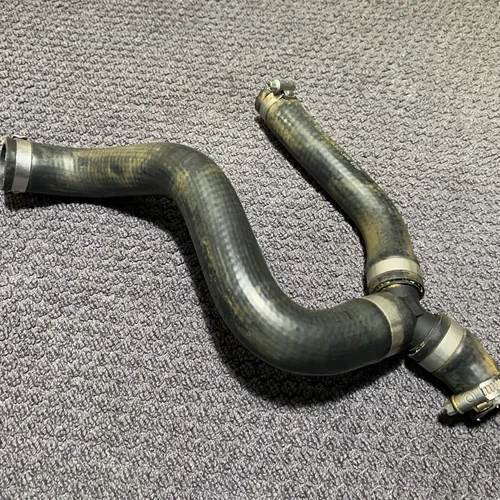 2021 KTM 250 SX-F Oem Cooling Y Pipe Radiator Hoses 2019-2022 Husqvarna FC (B)