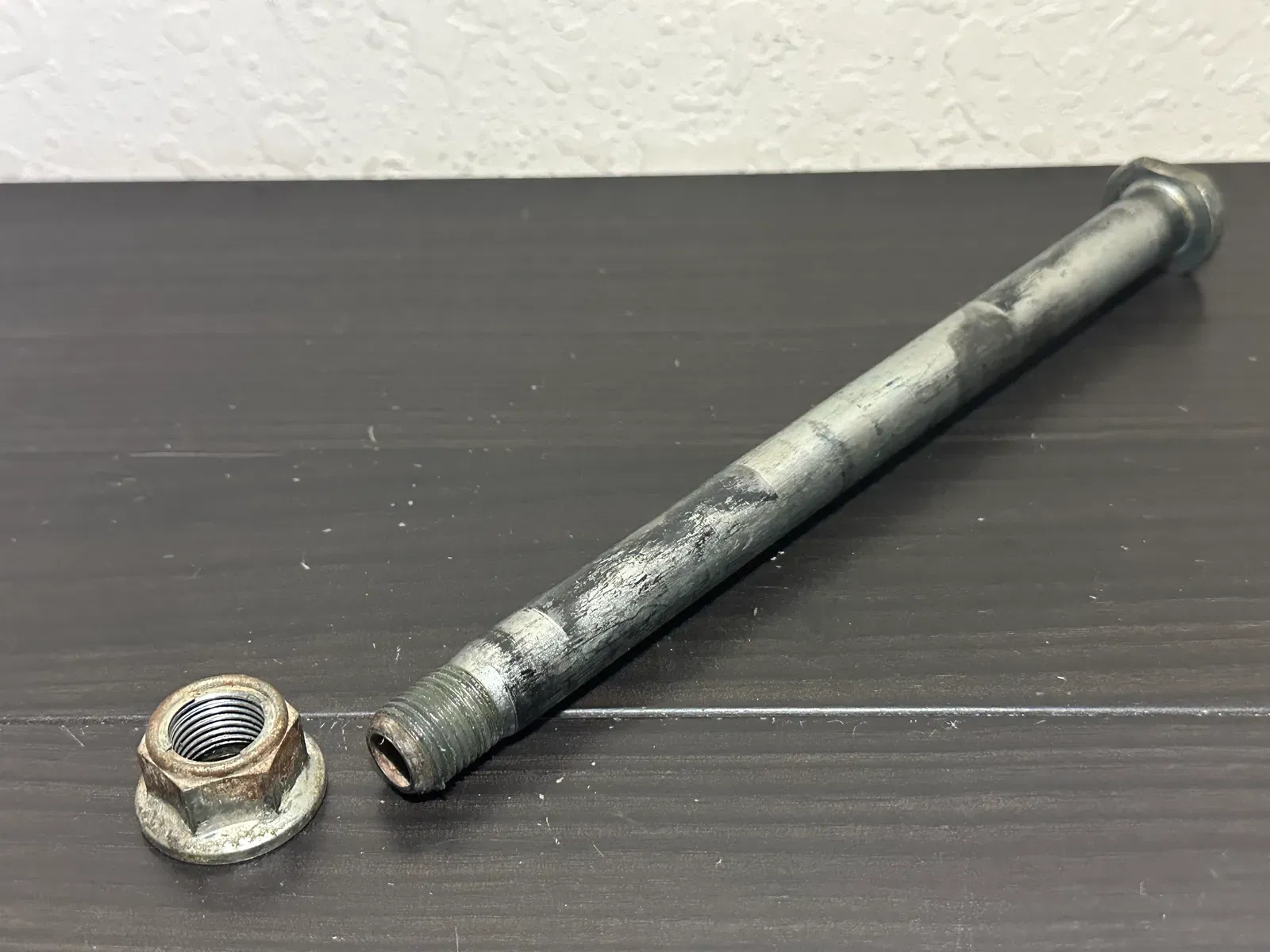 1997 Kawasaki Kx125 Oem Swingarm Bolt 33032-1189 Swing Arm