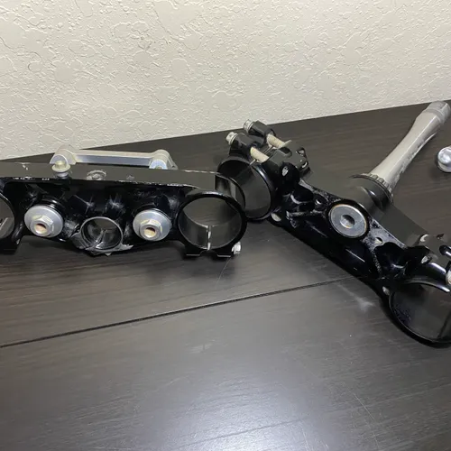 2018 KTM 250 SX-F Oem Black Triple Clamps W/ Bar Mounts 16-22 SX