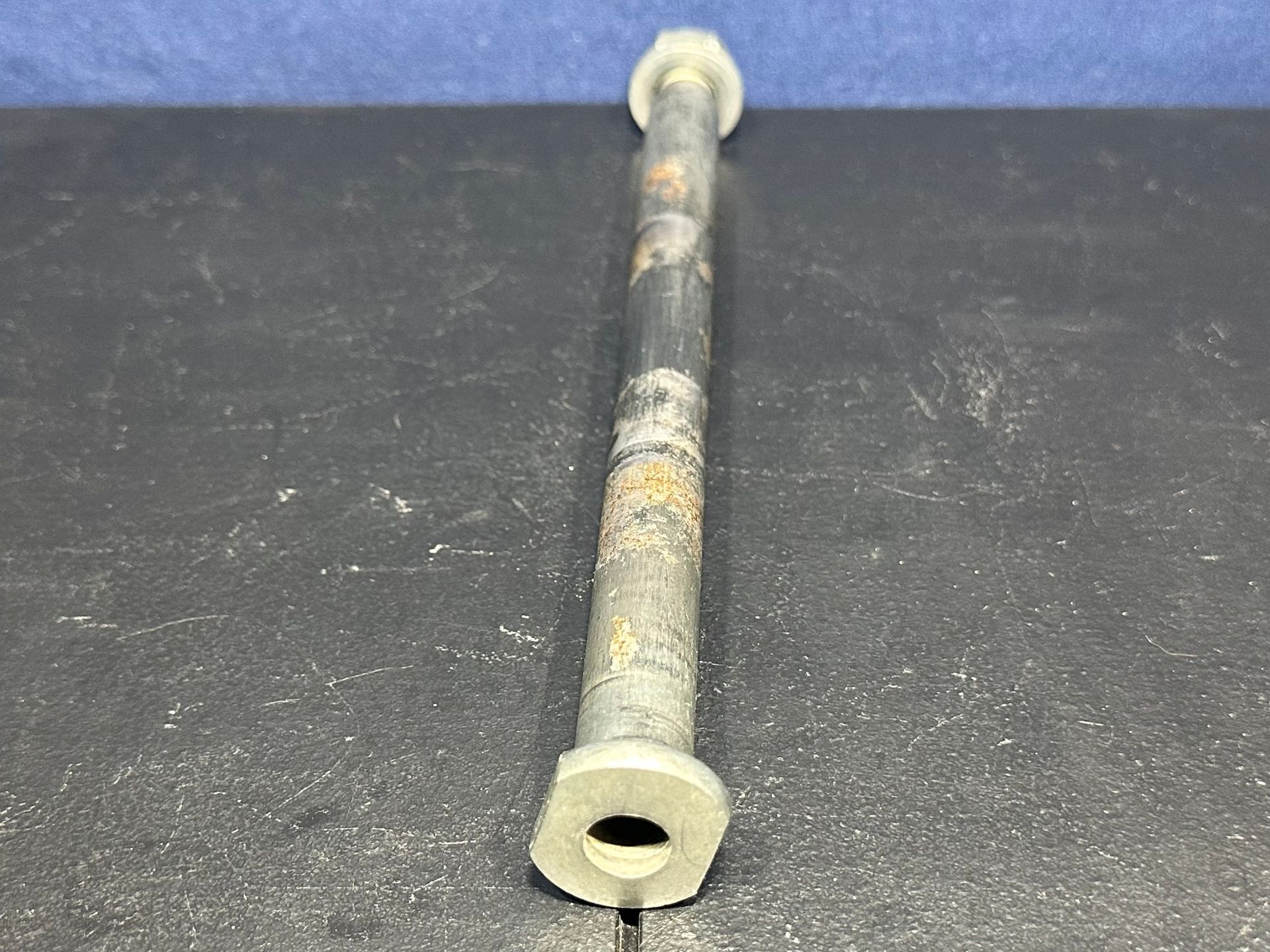 2009 Honda Crf450r Oem Swingarm Bolt 2002-2024 Swing Arm Shaft Crf 52101-KZ4-J40