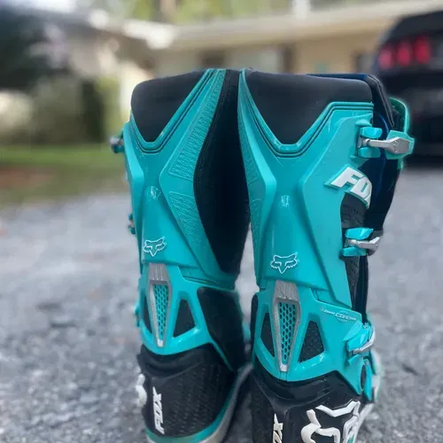 Fox racing shoes size sales 11