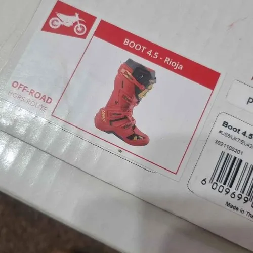 LEATT 4.5 Boots Size 9
