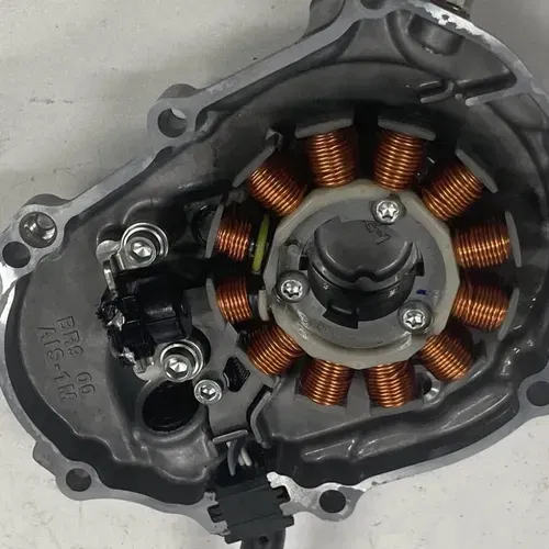 2022 YZ450F Stator OEM Generator Engine Cover Yamaha YZ450 18-22 YZ450FX WR450F